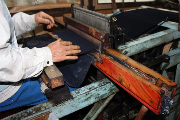 Kurume traditional resist-dyed textiles - General Production Process