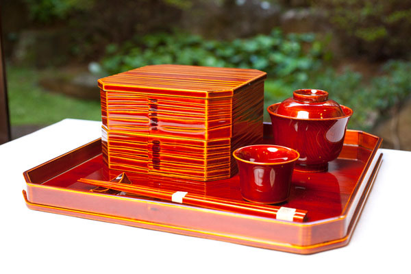 Hida-shunkei lacquerware