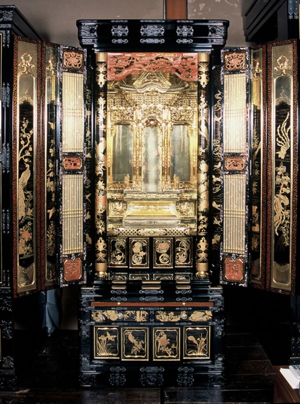 Kanazawa Buddhist altar - General Production Process