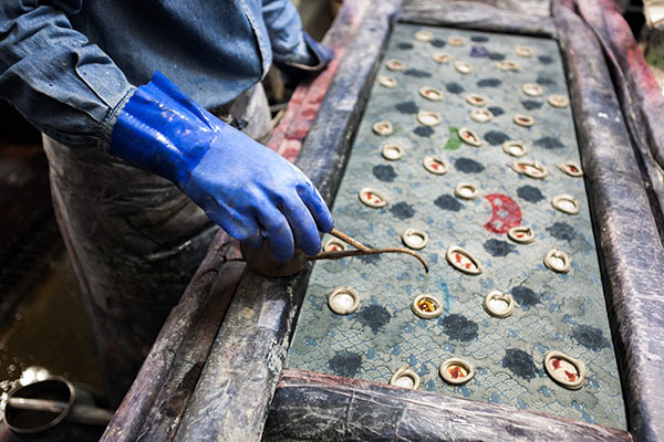 Naniwa Honzome Hand Dyeing - Production Process
